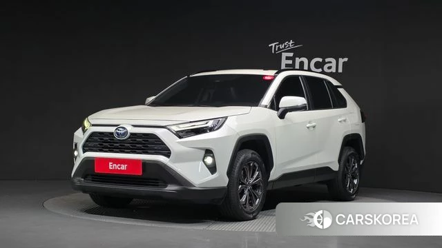 Toyota RAV4 5th Generation 2022 Белый из Кореи