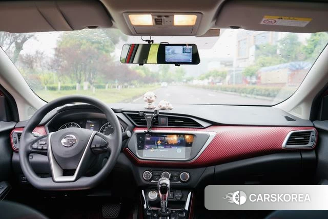 Nissan Lannia 2020 Красный из Китая