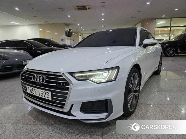 Audi A6 (C8) 2022 Белый из Кореи