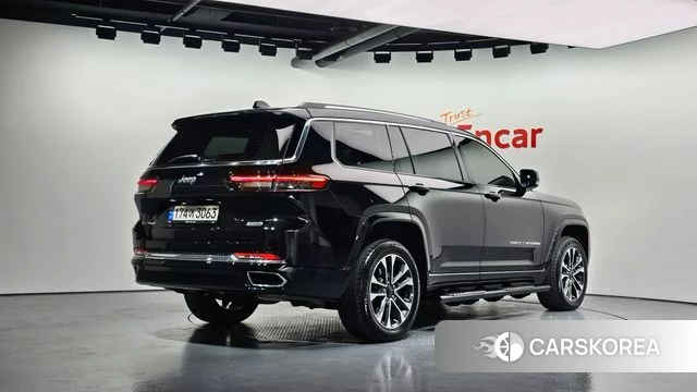 Jeep Grand Cherokee (WL) 2021 Черный из Кореи