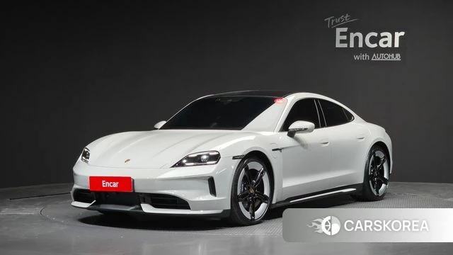 Porsche Taycan 2024 Серебристо-серый из Кореи