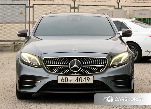 Mercedes-Benz E-Class W213 2018 Серый из Кореи