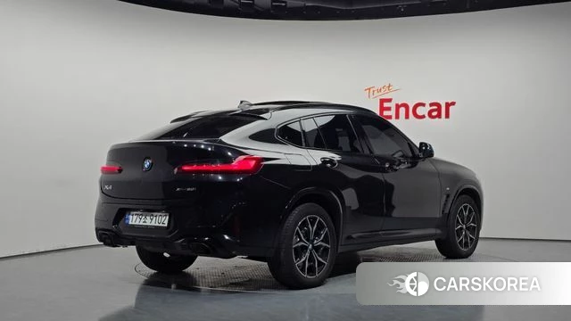 BMW X4 (G02) 2023 Черный из Кореи