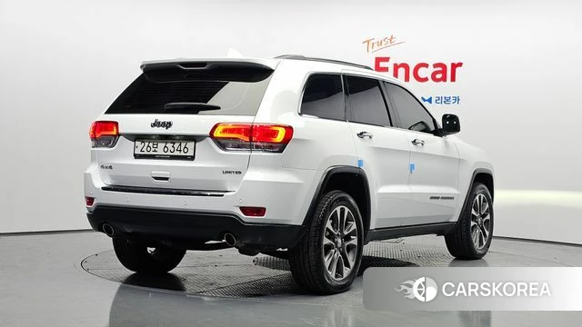 Jeep Grand Cherokee 2018 Белый из Кореи