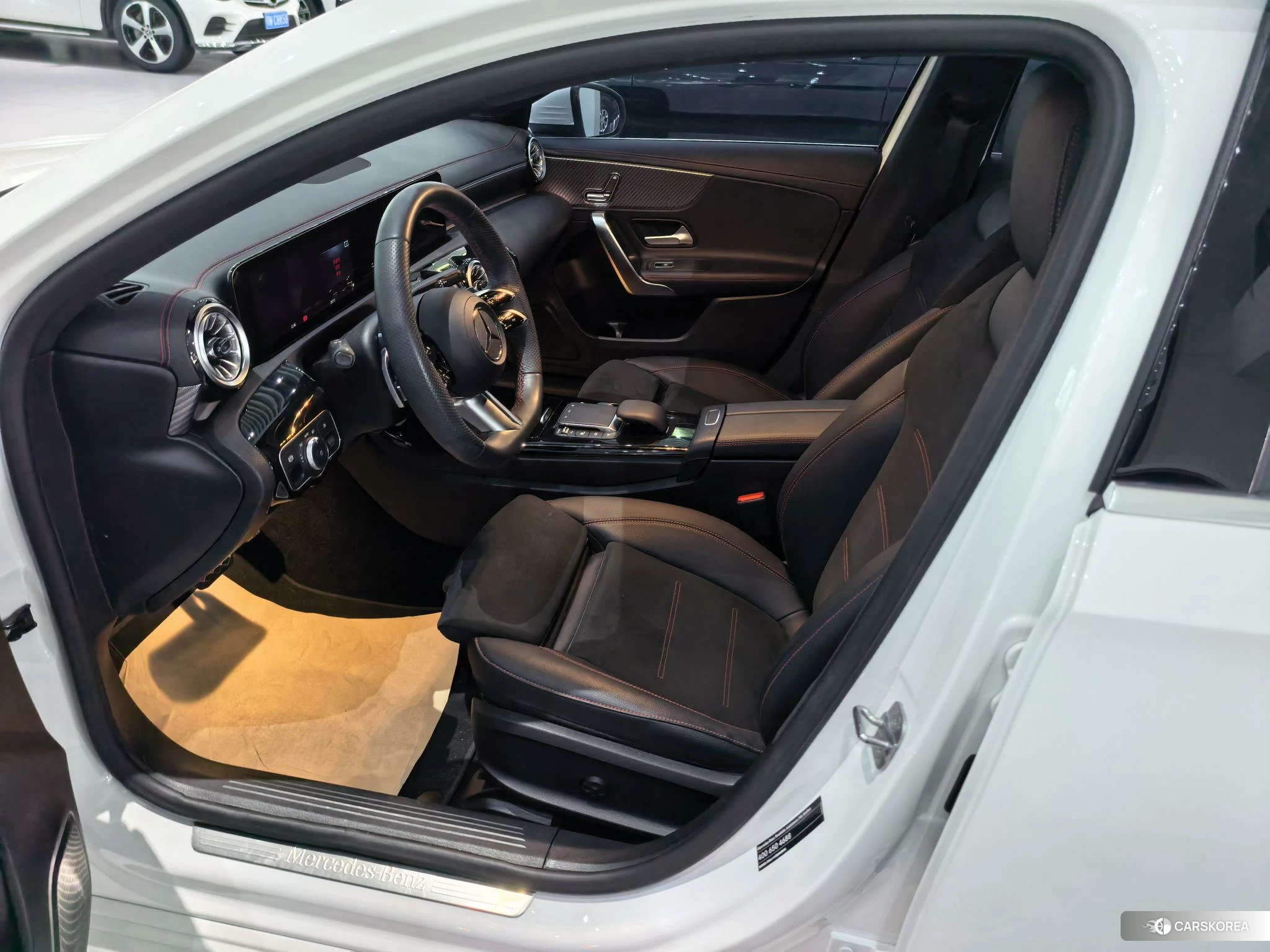 Mercedes-Benz A-Class 2023 Белый из Китая