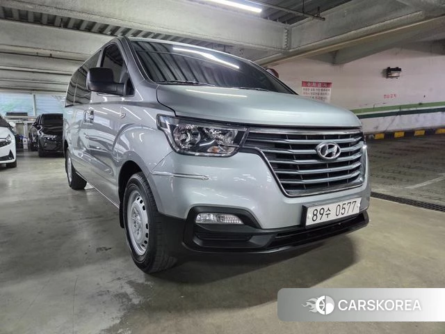 Hyundai The New Grand Starex 2020 Серый из Кореи