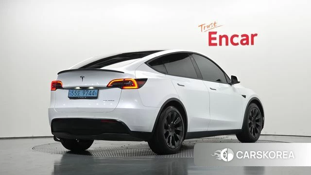 Tesla Model Y 2022 Белый из Кореи