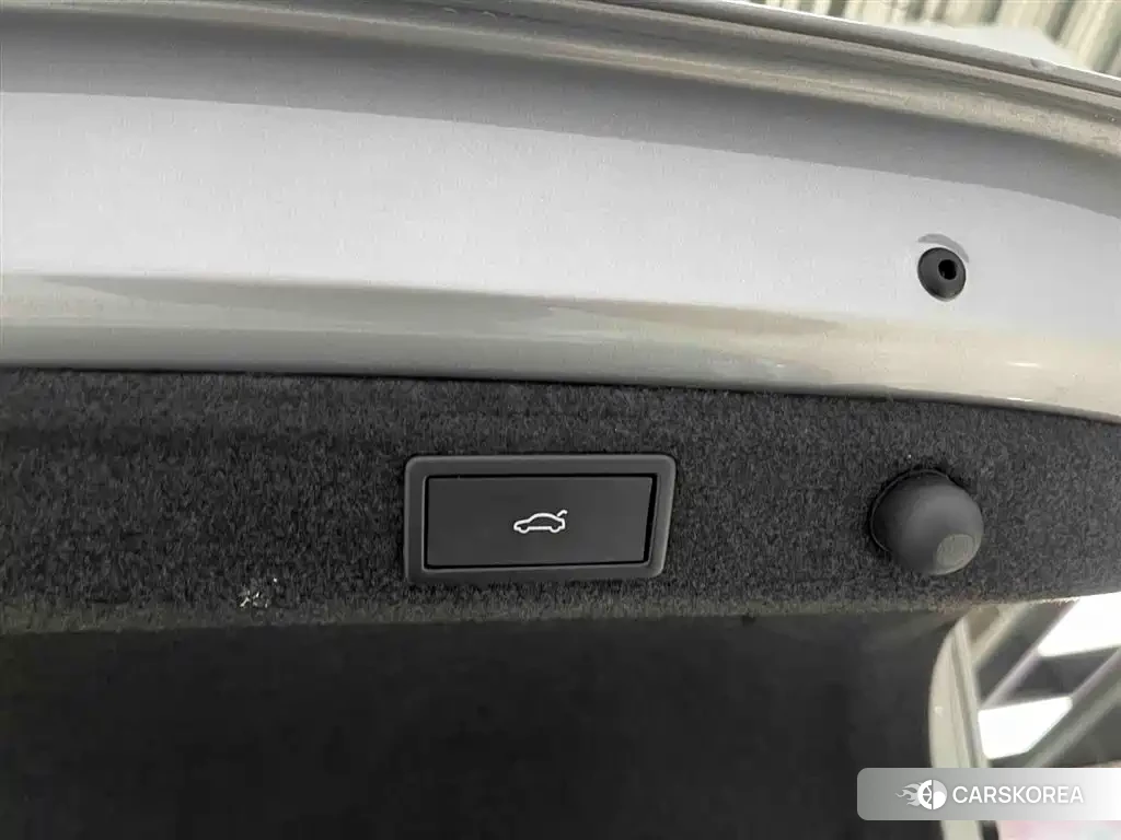 Skoda Superb 2024 Silver/gray из Китая