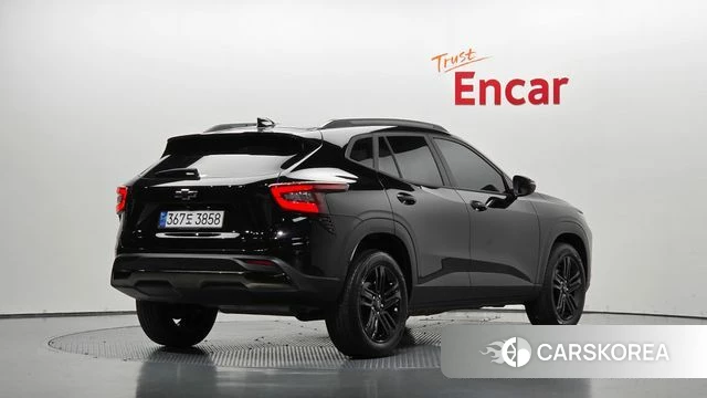 Chevrolet (GM Daewoo) Trax Crossover 2024 Черный из Кореи