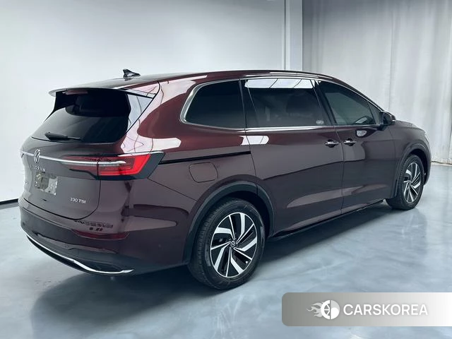 Volkswagen Viloran 2023 Красный из Китая