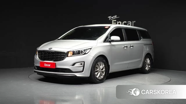 Kia The New Carnival 2018 Серебристо-серый из Кореи