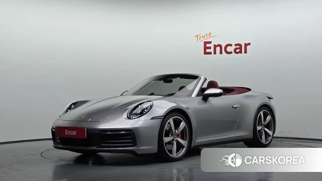 Porsche 911(992) 2022 Серебристо-серый из Кореи