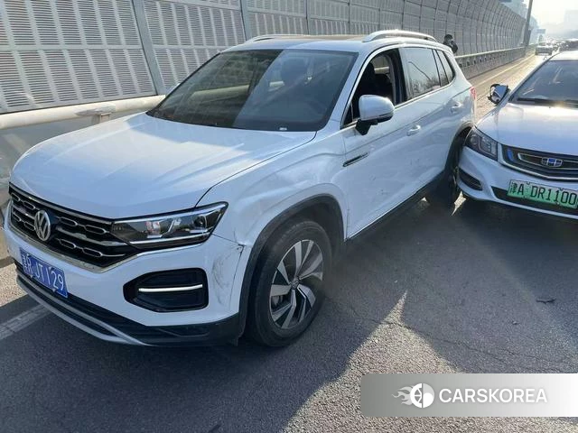 Volkswagen Tayron 2022 Белый из Китая