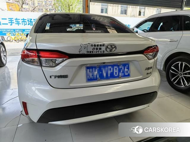 Toyota Levin 2021 Белый из Китая