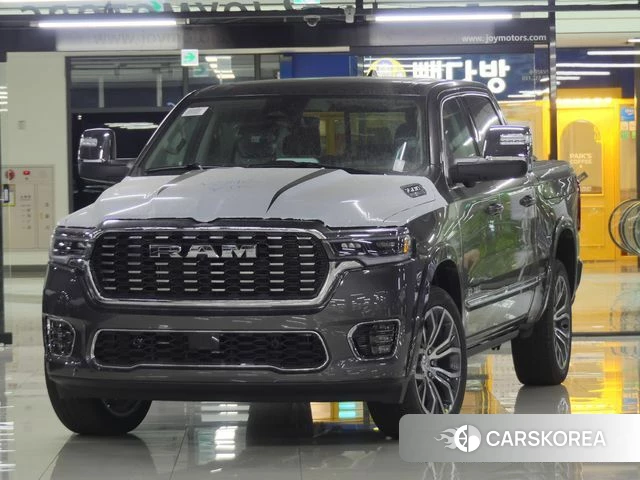 Dodge Lampicup 2026 Серый из Кореи