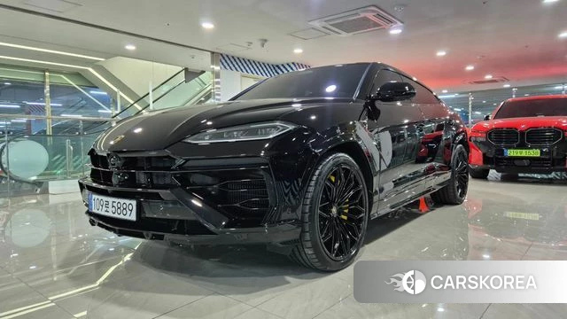 Lamborghini Urus 2026 Черный из Кореи