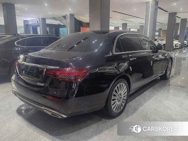 Mercedes-Benz E-Class 2021 Черный из Китая