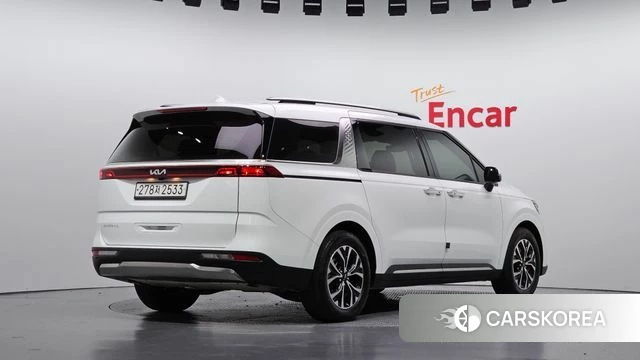 Kia Carnival 4th generation 2023 Белый из Кореи