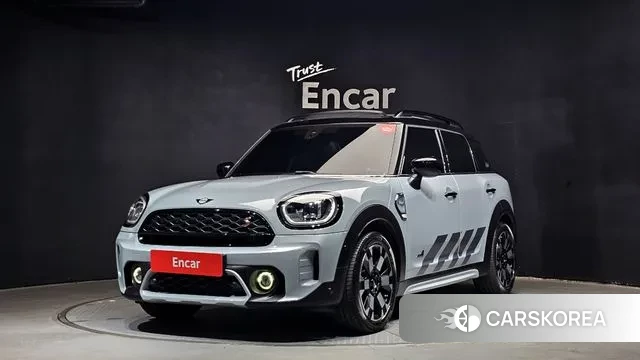 Mini Cooper Countryman 2023 Цвет галактики из Кореи