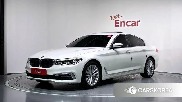 BMW 5 Series (G30) 2019 Белый из Кореи