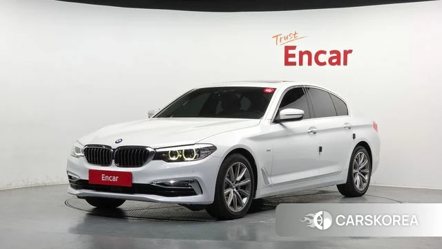 BMW 5 Series (G30) 2018 Белый из Кореи