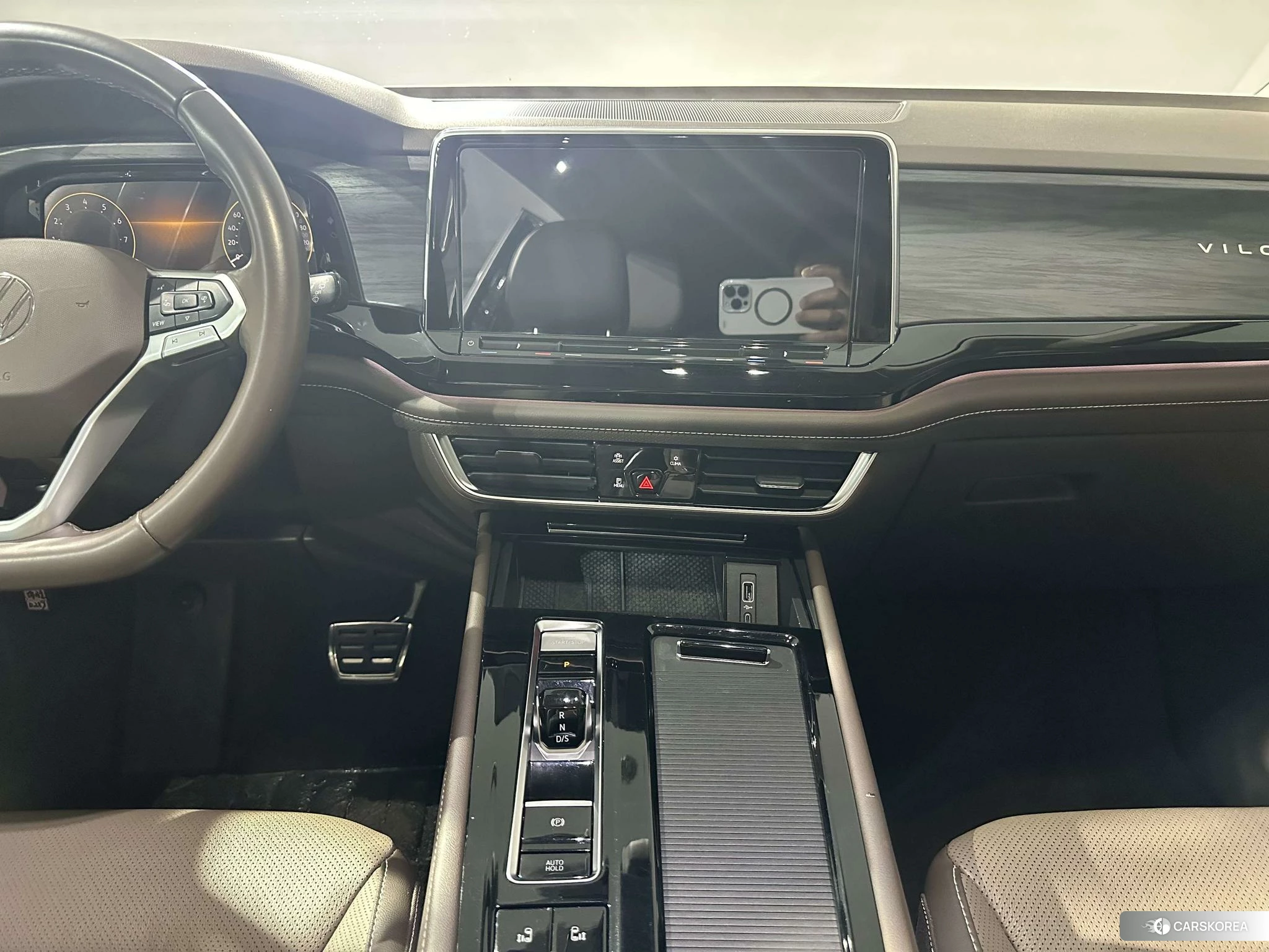 Volkswagen Viloran 2022 Черный из Китая
