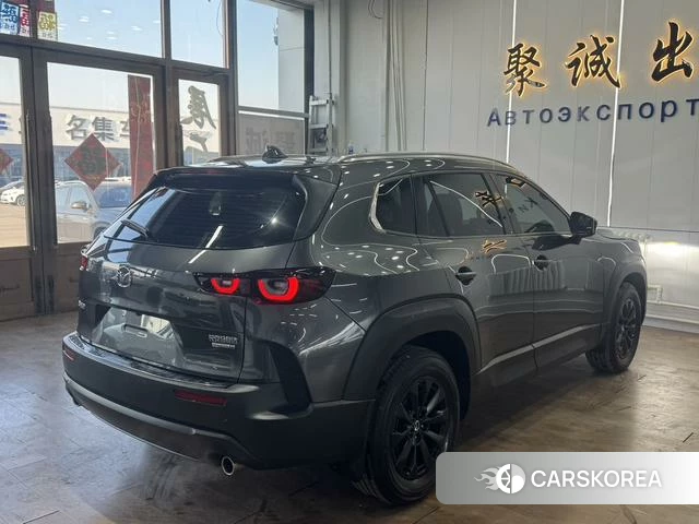 Mazda CX-50 2023 Темно-серый из Китая