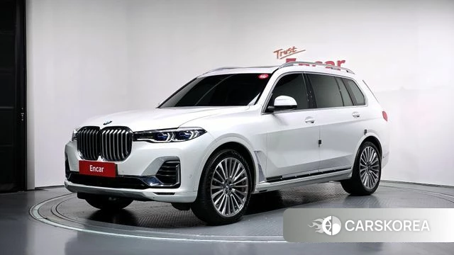 BMW X7 (G07) 2021 Белый из Кореи