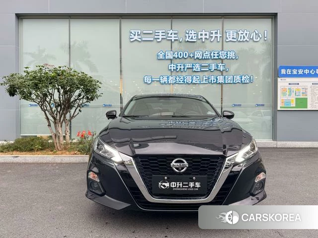 Nissan Altima 2022 Черный из Китая
