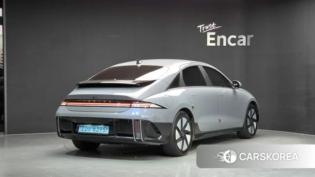 Hyundai Ionic 6 2024 Серый из Кореи