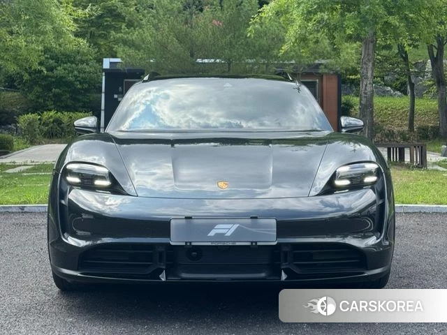Porsche Taycan 2023 Серый из Кореи