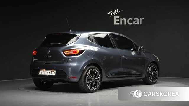 Renault Korea (Samsung) Clio 2018 Серый из Кореи