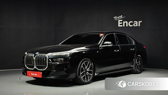 BMW i7 (G70) 2023 Черный из Кореи