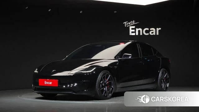 Tesla Model 3 2024 Черный из Кореи