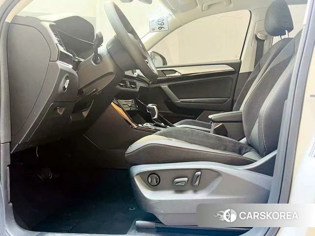Volkswagen Tayron 2021 Белый из Китая