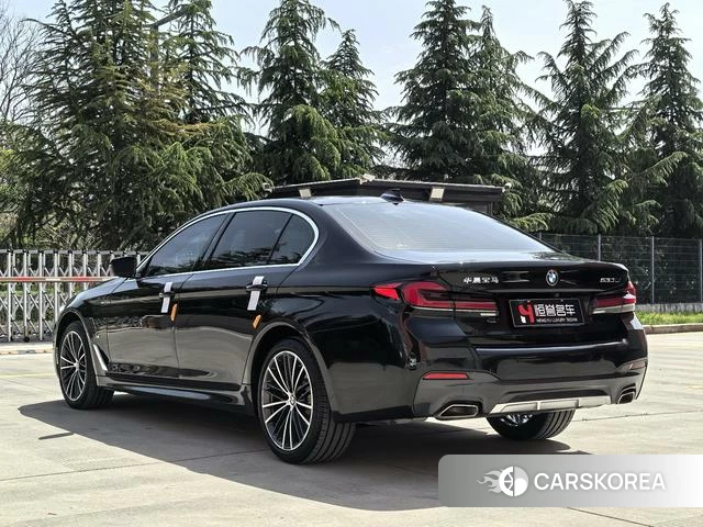 BMW 5 series 2023 Черный из Китая