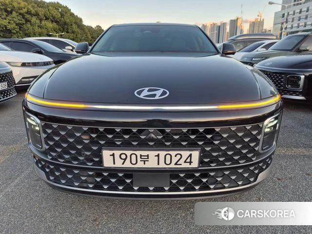 Hyundai Grandeur Hybrid (GN7) 2023 Черный из Кореи