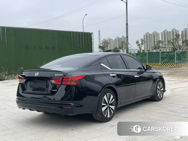 Nissan Altima 2021 Черный из Китая