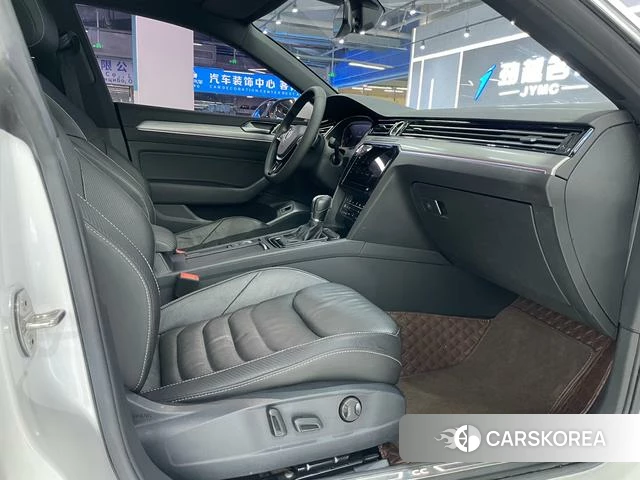 Volkswagen CC 2020 Белый из Китая