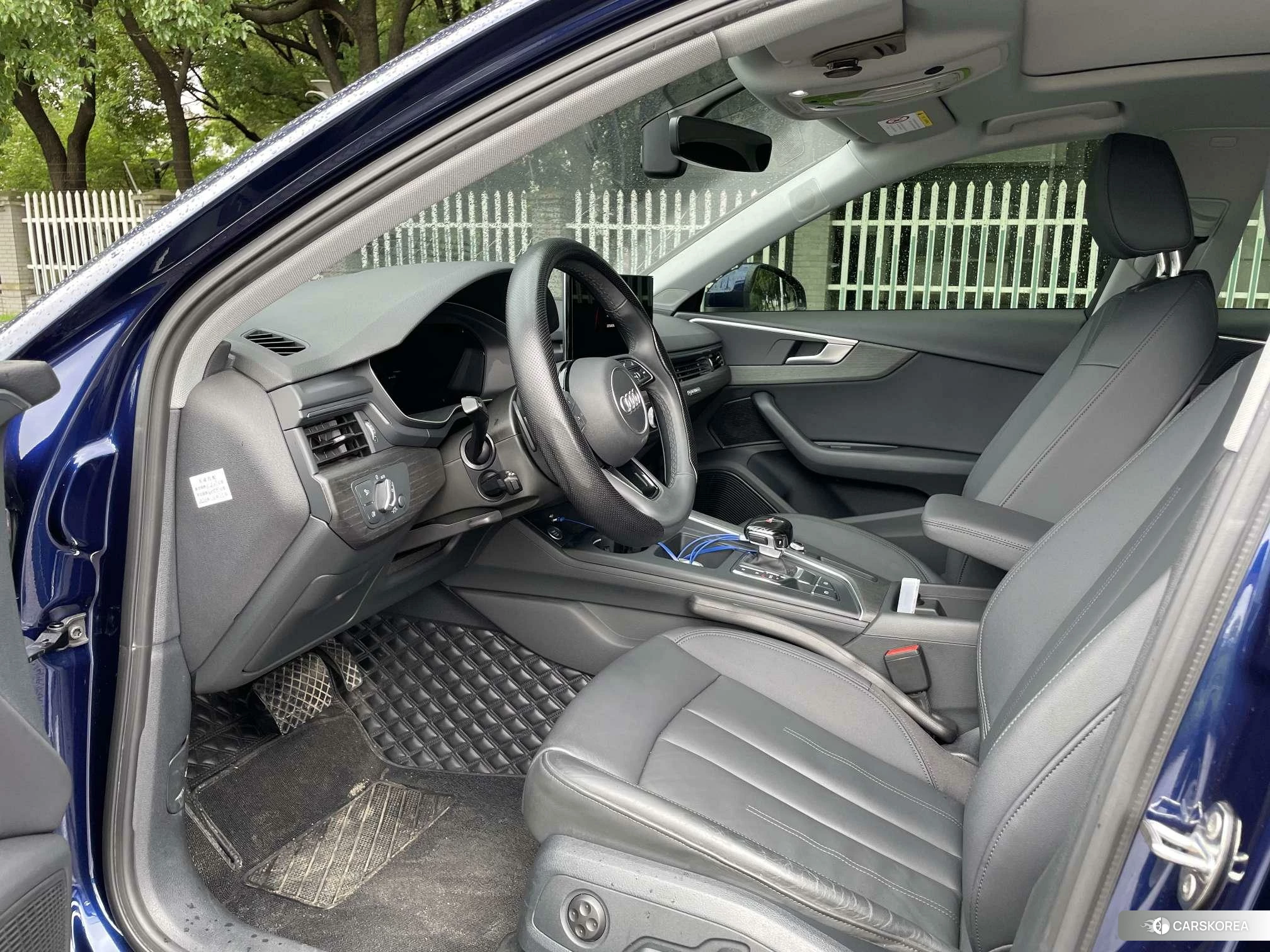 Audi A4L 2020 Синий из Китая