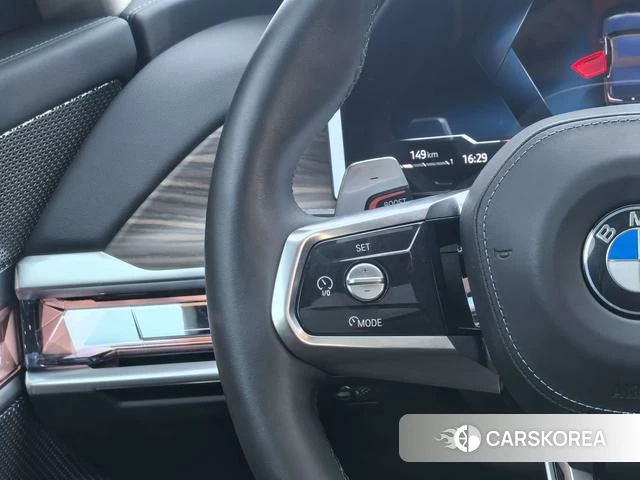 BMW 7 series 2024 Черный из Китая
