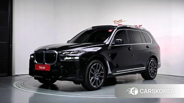 BMW X7 (G07) 2024 Черный из Кореи