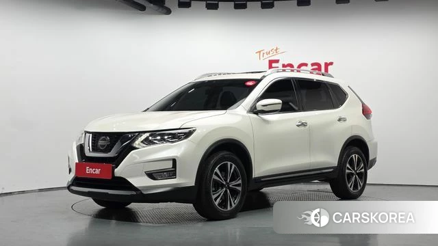 Nissan X Trail 2018 Белый из Кореи