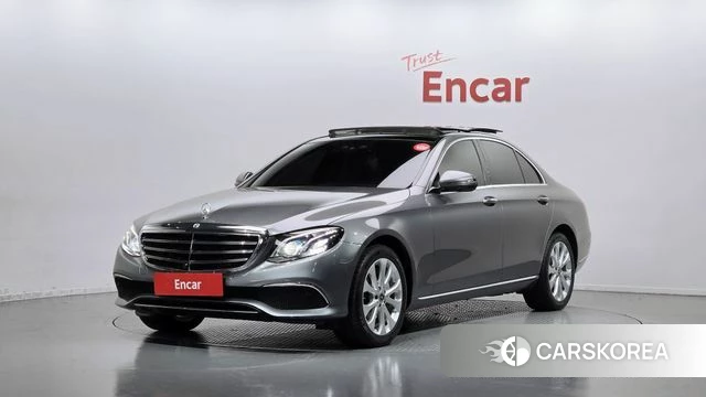 Mercedes-Benz E-Class W213 2019 Серый из Кореи