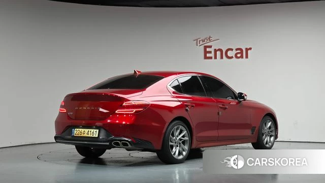 Genesis The New G70 2022 Красный из Кореи