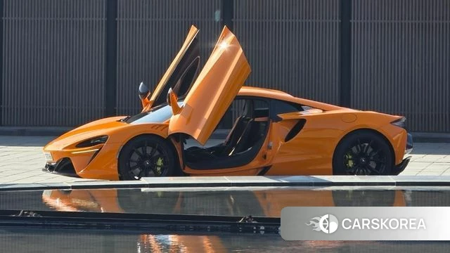 McLaren Artura 2023 Оранжевый из Кореи