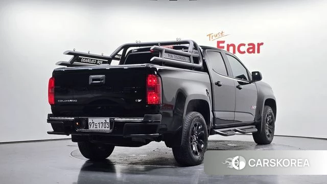 Chevrolet (GM Daewoo) Real New Colorado 2022 Черный из Кореи