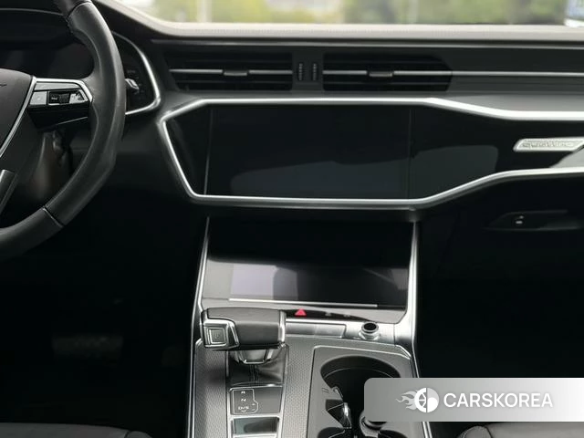 Audi A6 2021 Черный из Китая