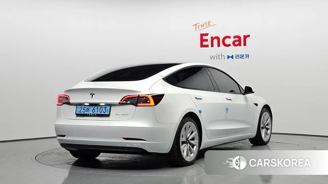 Tesla Model 3 2022 Белый из Кореи