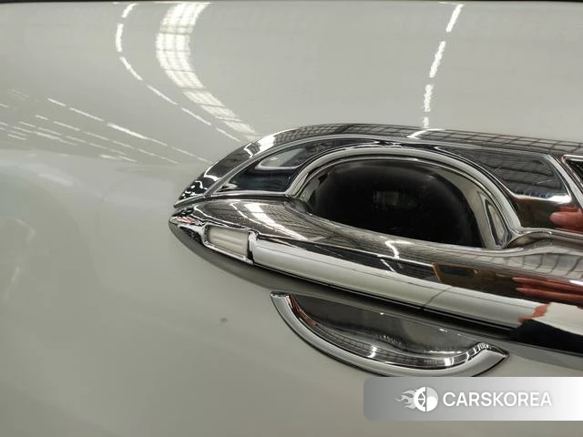 Toyota Frontlander 2023 Белый из Китая
